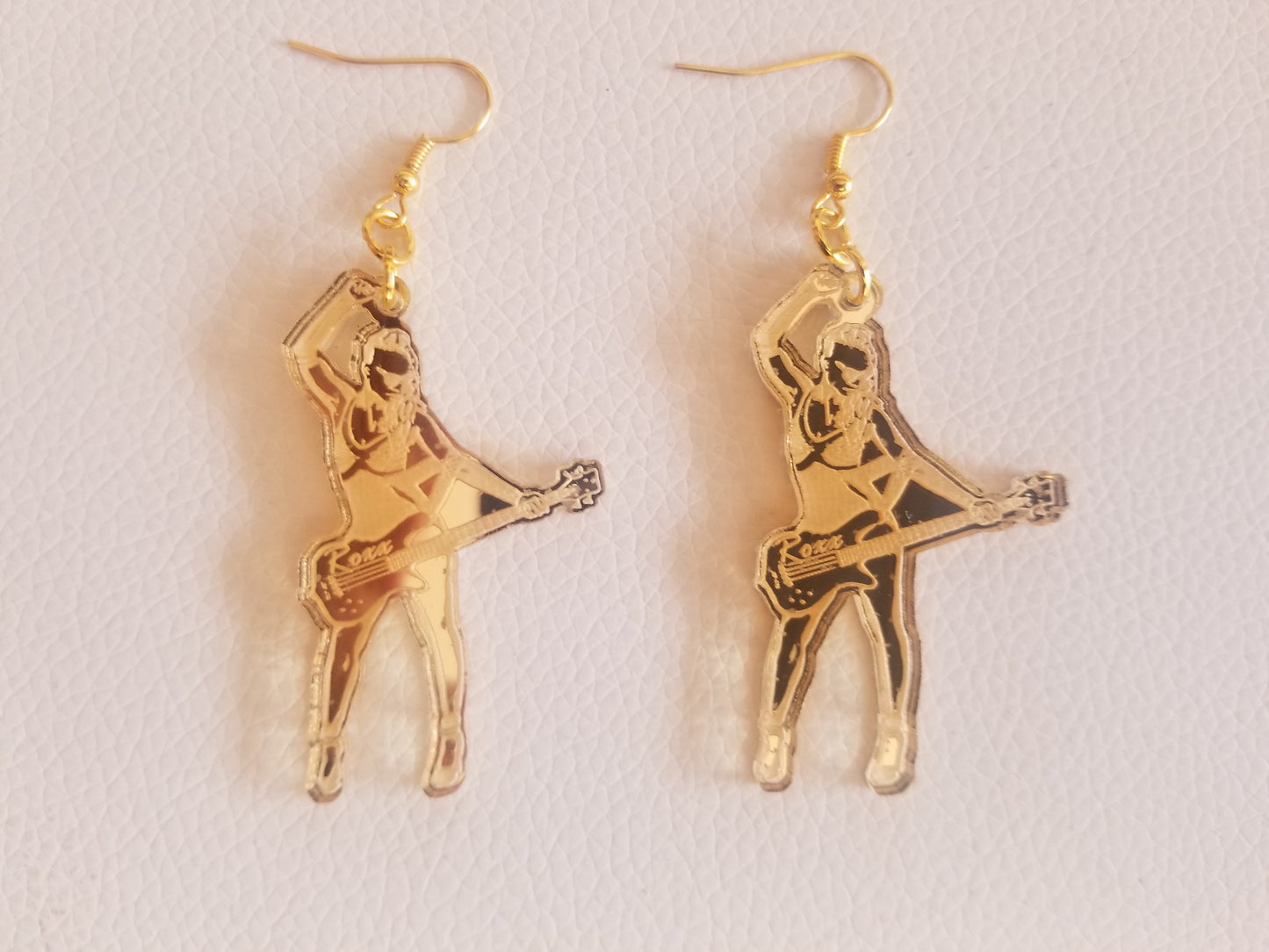 GOLD ROXX STAR EARRINGS